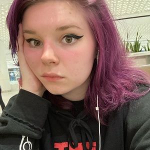 Meet your Posher, Evelyn